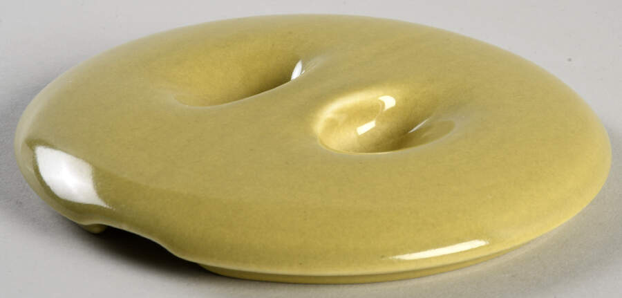 Casual Avocado Lid for Gravy Boat (Soup Base) by Iroquois-1