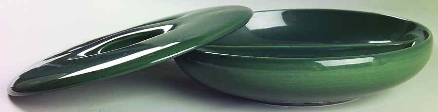 Casual Dark Green Divided Rd Covered Vegetable Bowl (RDV Base/Recess by Iroquois-1