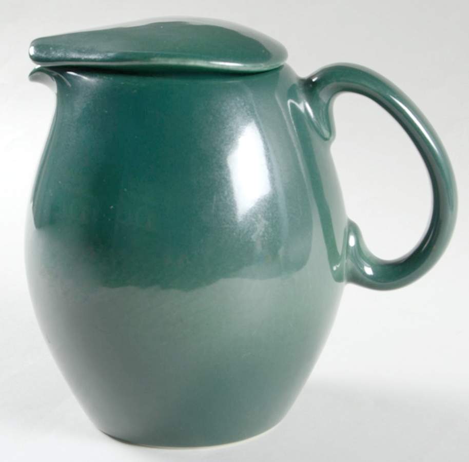 Casual Dark Green 32 Oz Pitcher with Lid by Iroquois-1