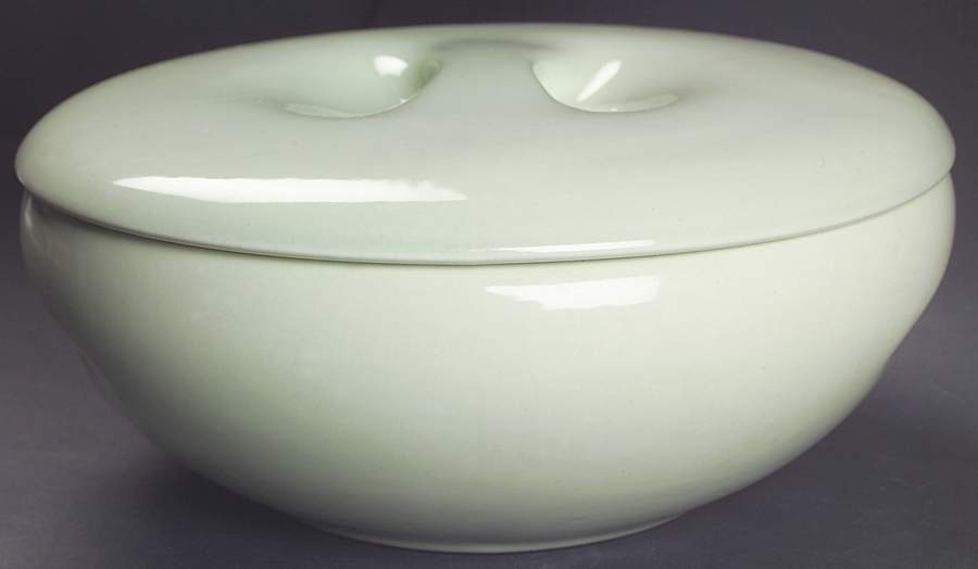 Casual Lettuce Green 2 Qt Covered Casserole with Recess Lid by Iroquois-1