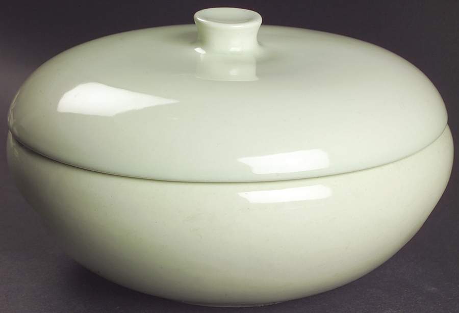 Casual Lettuce Green 2 Qt Covered Casserole with Knob Lid by Iroquois-1