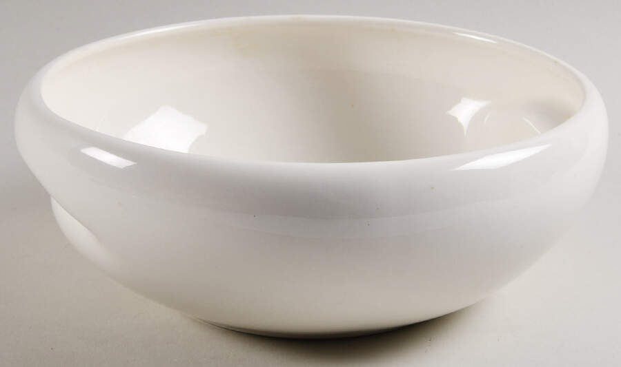 Casual White 2 Qt Casserole Either Knob Or Recess No Lid by Iroquois-1