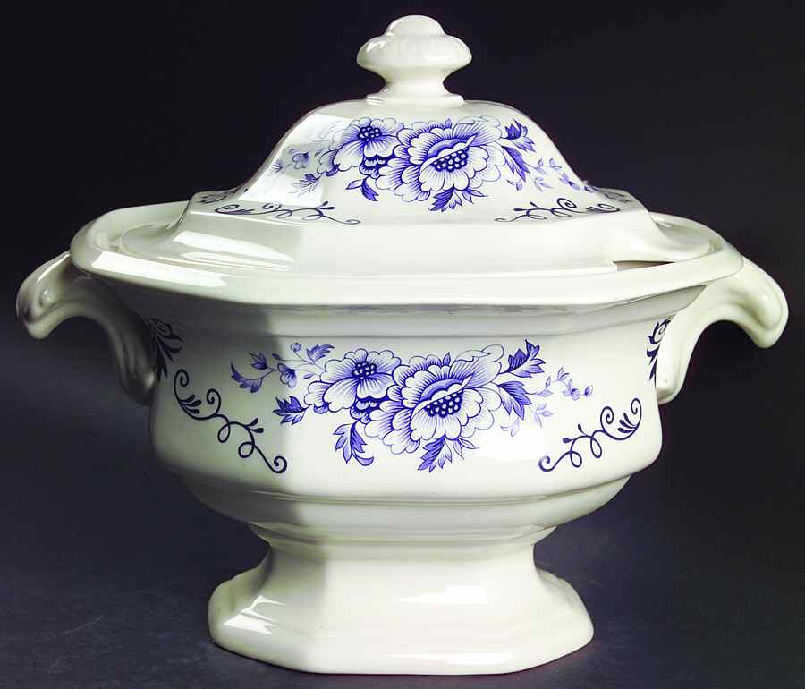 Clinton Inn Tureen &  Lid by Iroquois-1