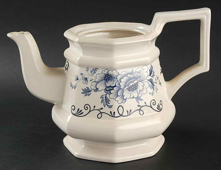Clinton Inn Teapot No Lid by Iroquois-1