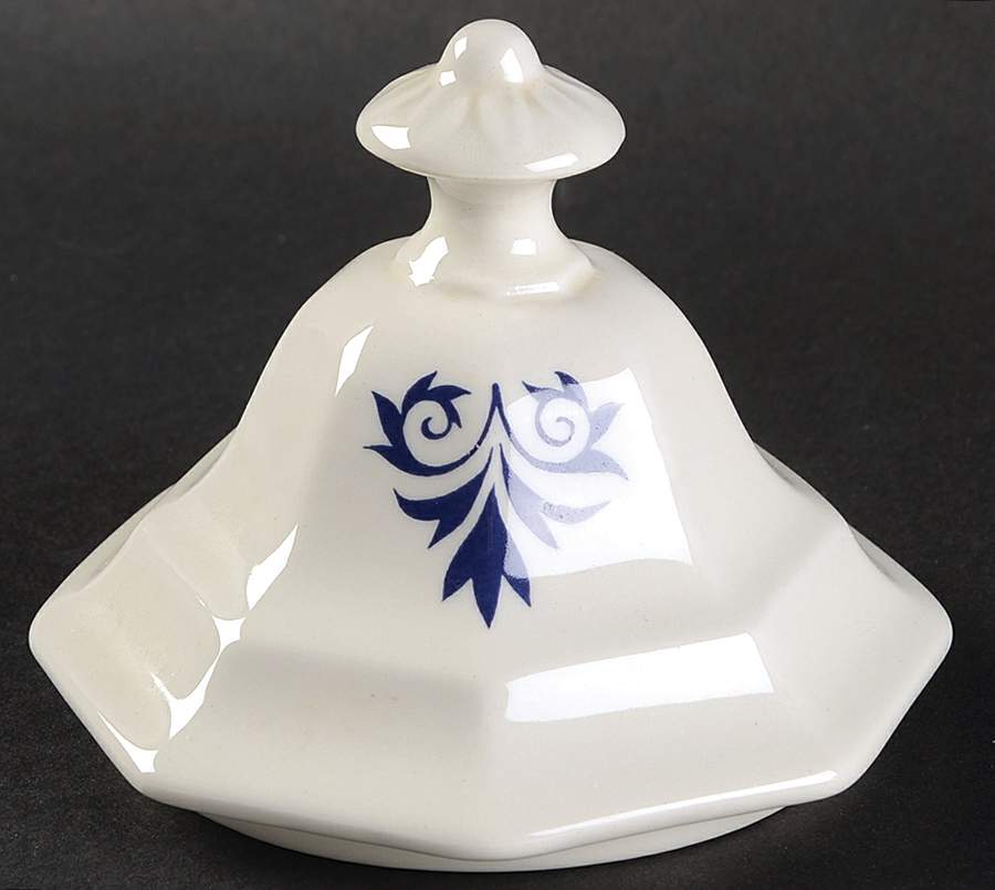 Clinton Inn Lid for Candy Jar by Iroquois-1