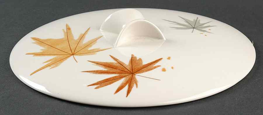Harvest Time Dutch Oven, Lid Only with Lid by Iroquois-1