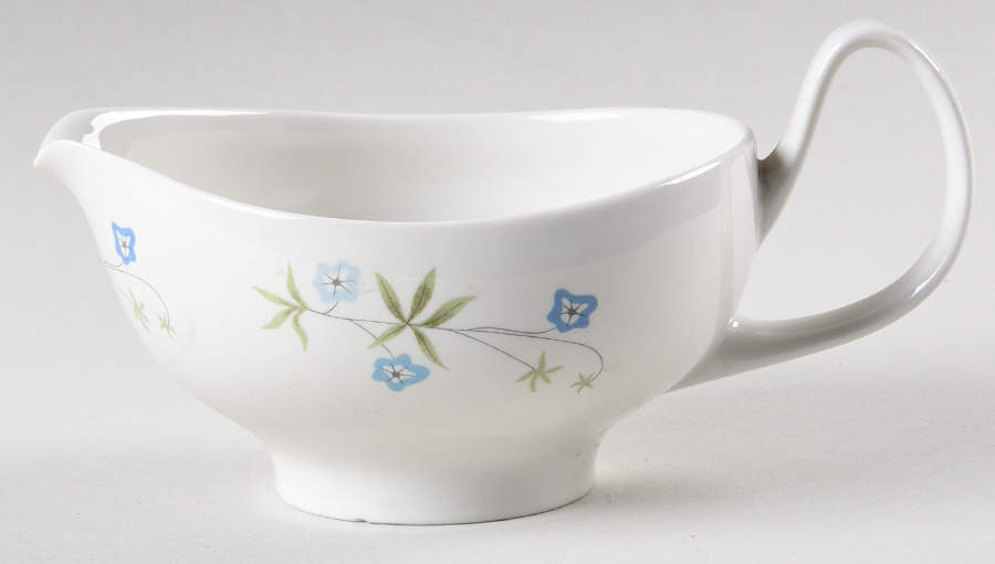 Knollwood (Inheritance) Creamer by Iroquois-1
