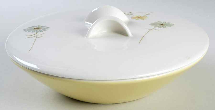 Lazy Daisy Gumbo Dish with Lid (Cover) by Iroquois-1