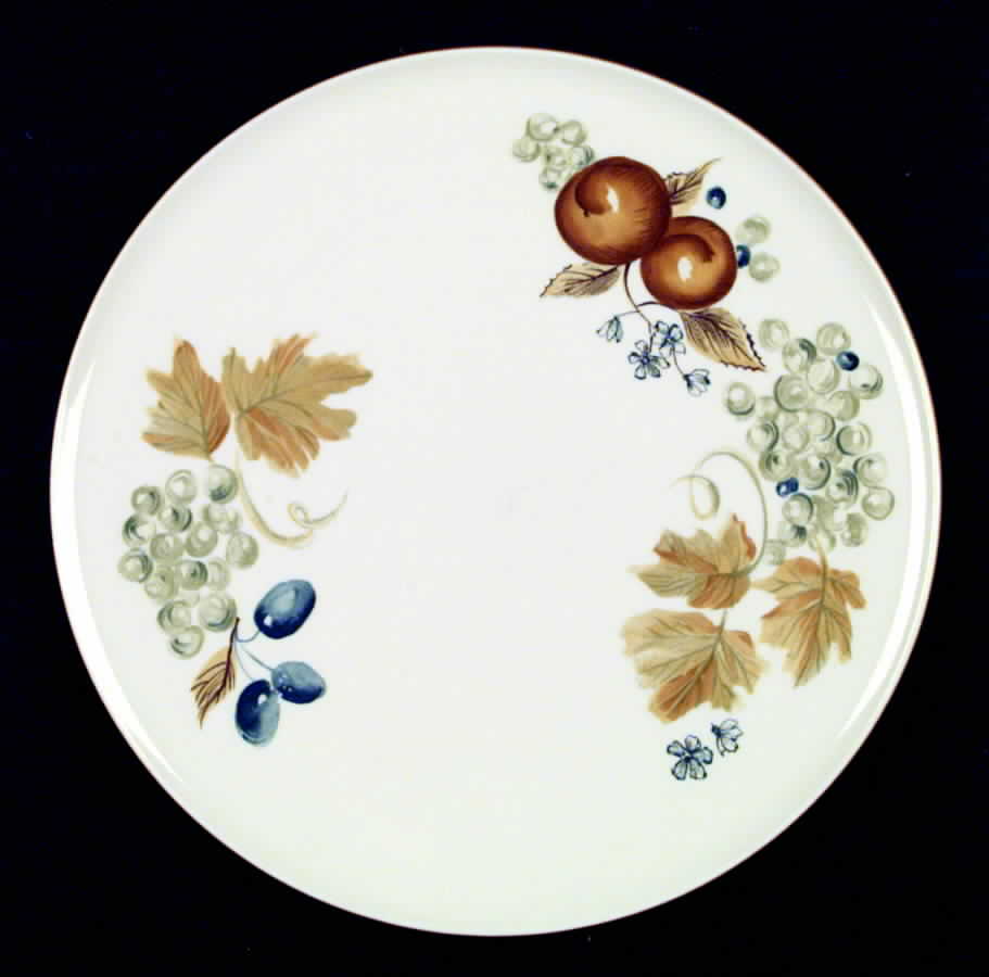 Old Orchard Dinner Plate by Iroquois-1