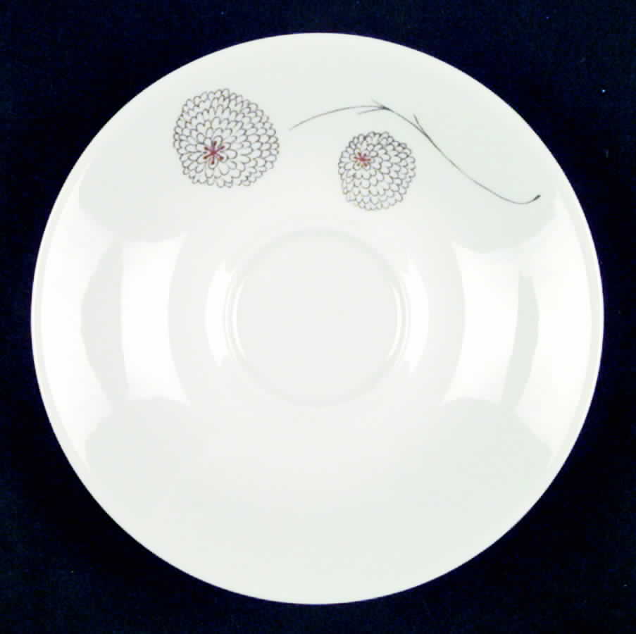Pompon Saucer by Iroquois-1