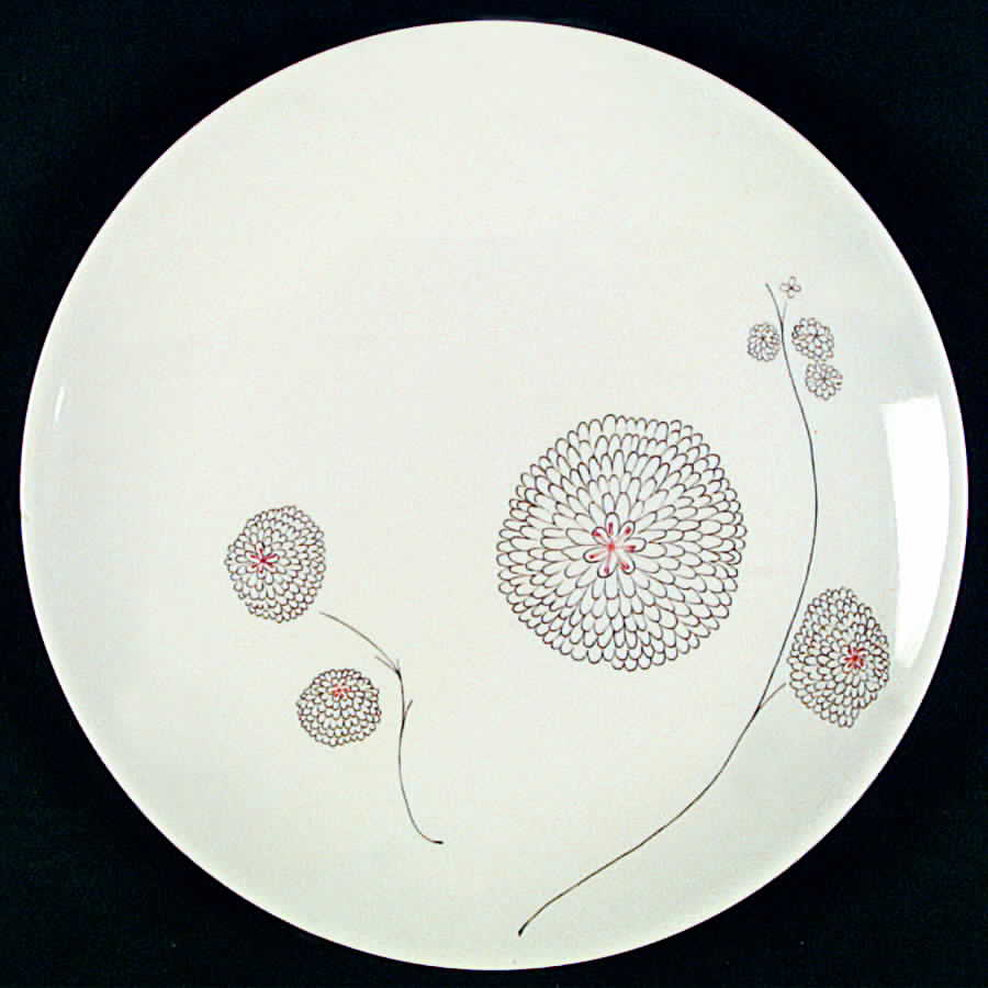 Pompon Dinner Plate by Iroquois-1