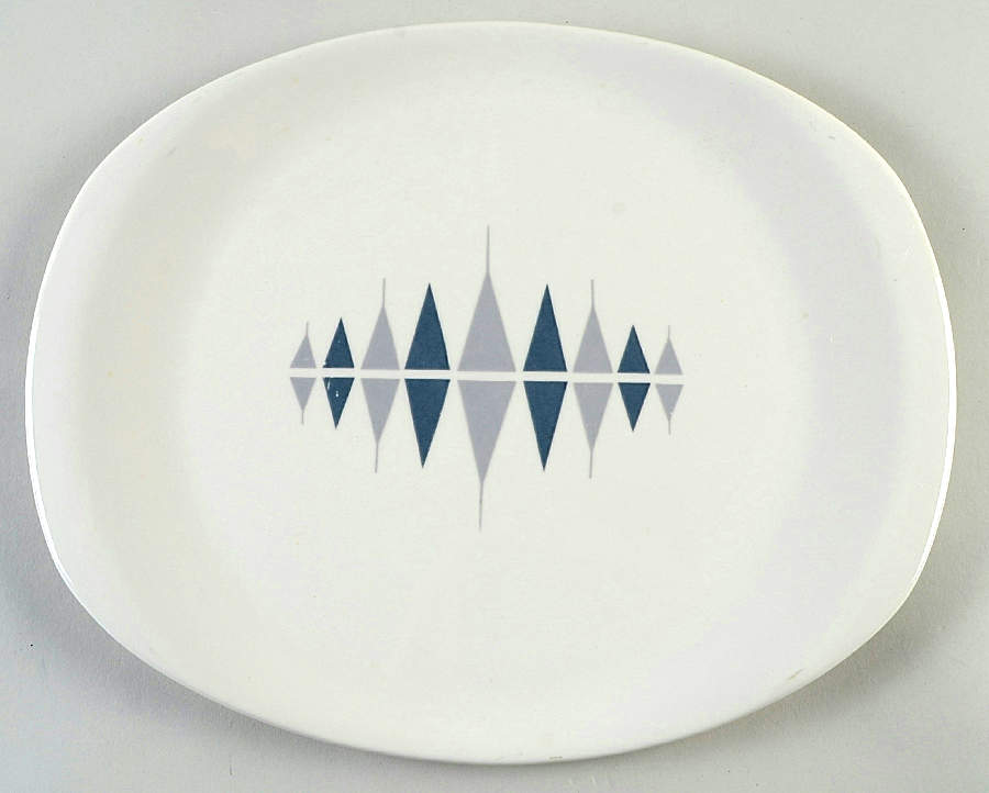 Pyramids 13" Oval Serving Platter by Iroquois-1