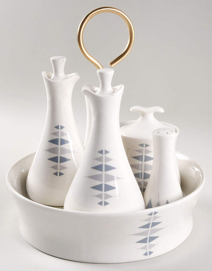 Pyramids (9 Piece) Condiment Set (Sap, 2 Crue, Mus & Stand) by Iroquois-1