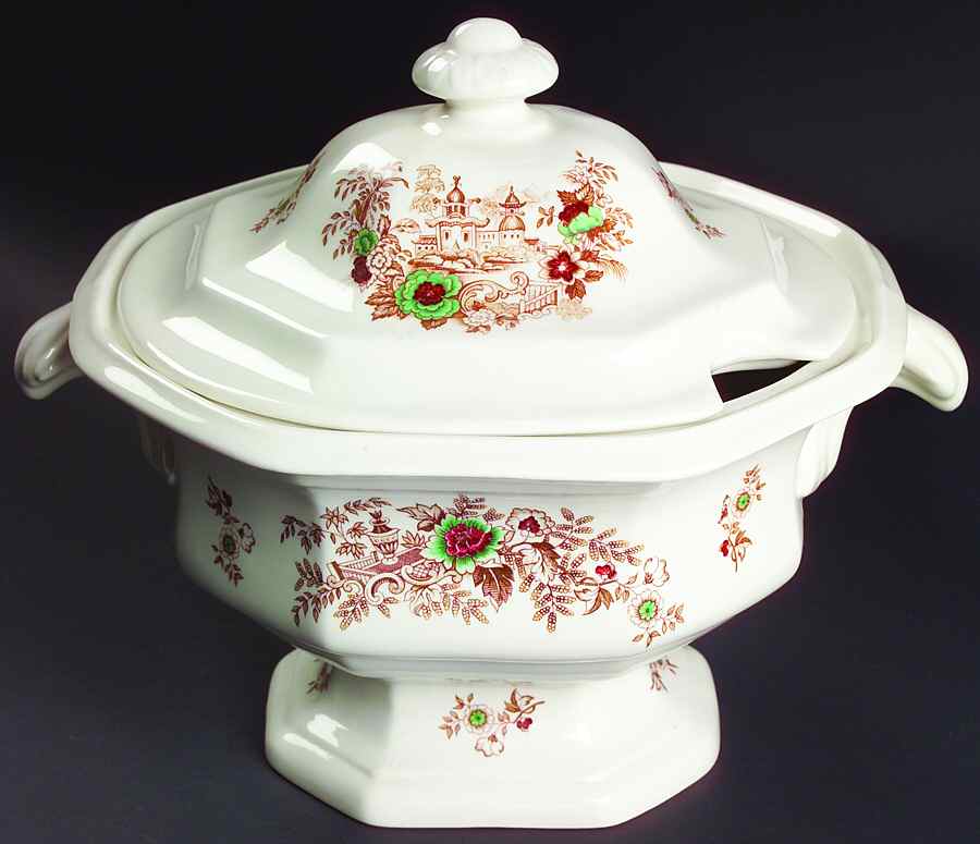 Sarah Jordan Tureen &  Lid by Iroquois-1