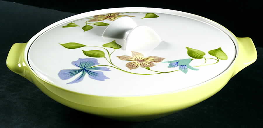 Sleepy Hollow 2 Qt Round Covered Casserole by Iroquois-1