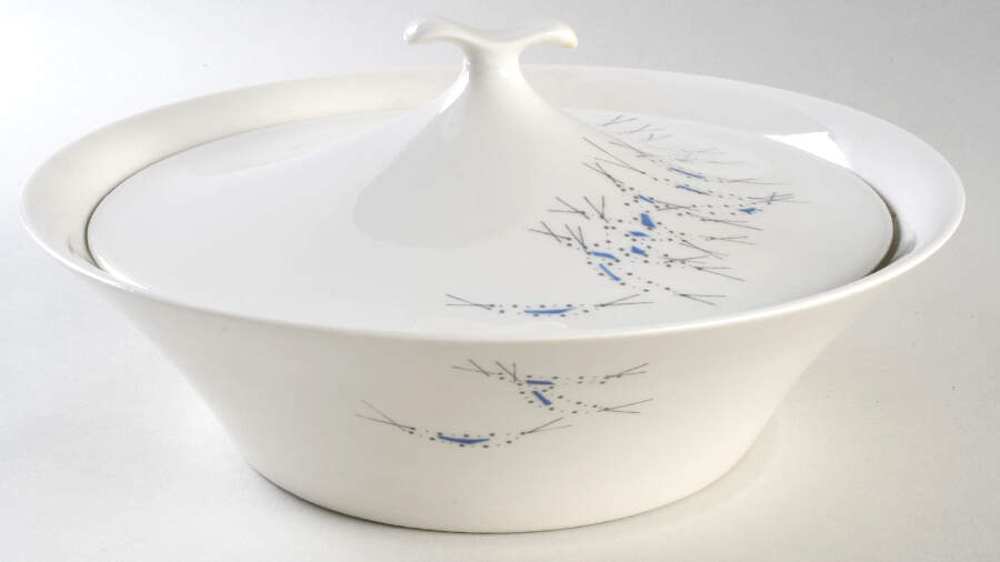 Vision 2 Qt Round Covered Casserole by Iroquois-1
