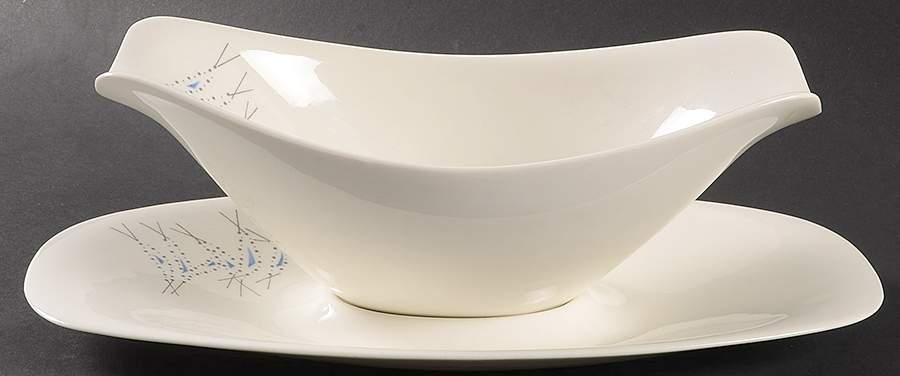 Vision Gravy Boat & Underplate by Iroquois-1