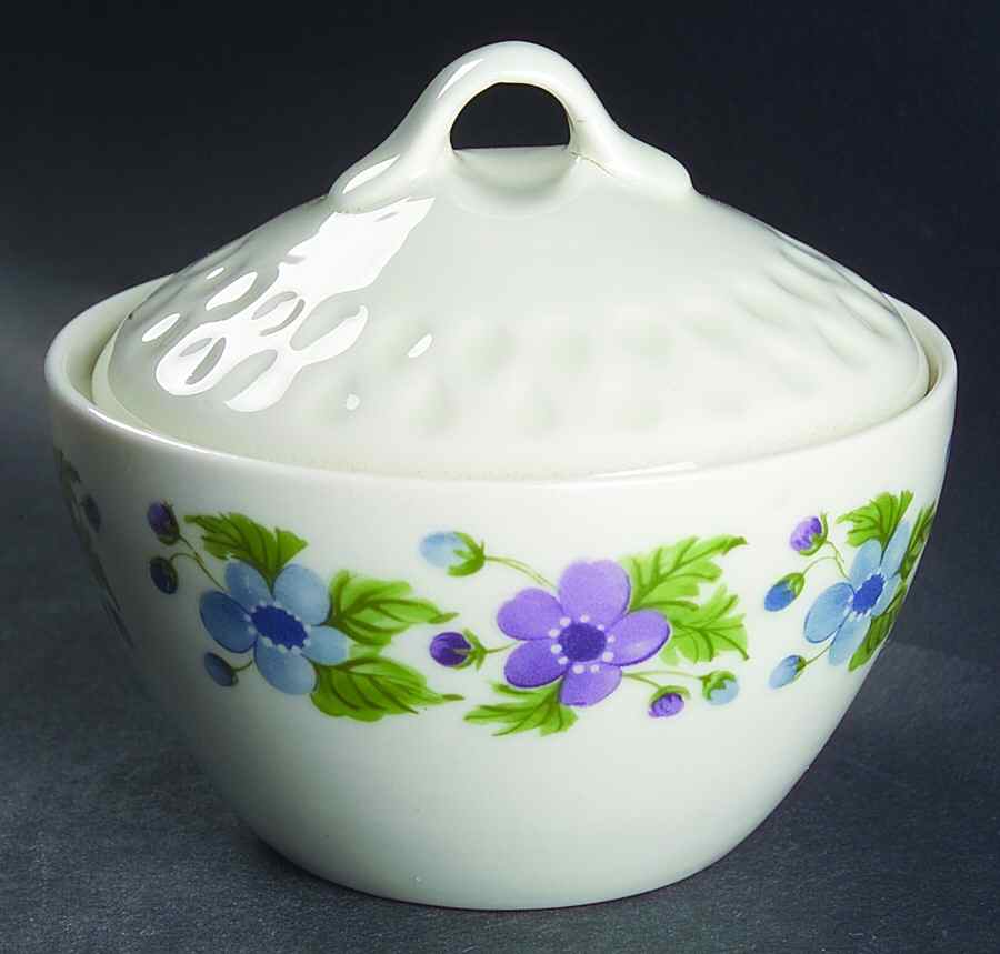 Woodale Sugar Bowl & Lid by Iroquois-1