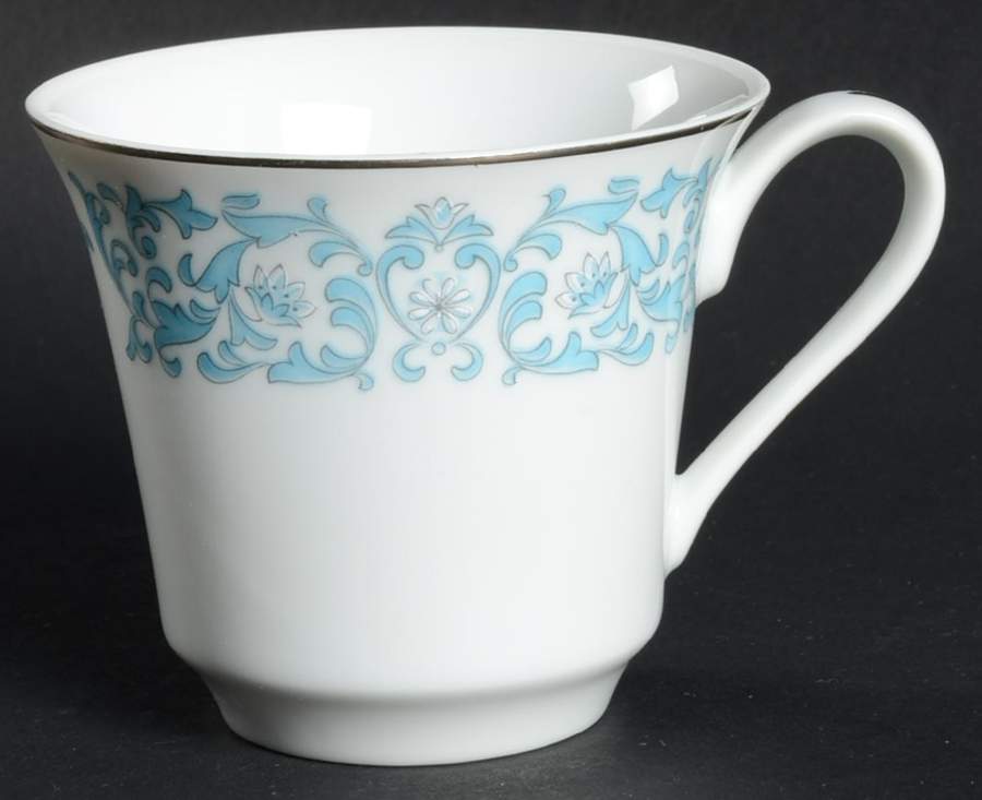 Melody Footed Cup by International-1