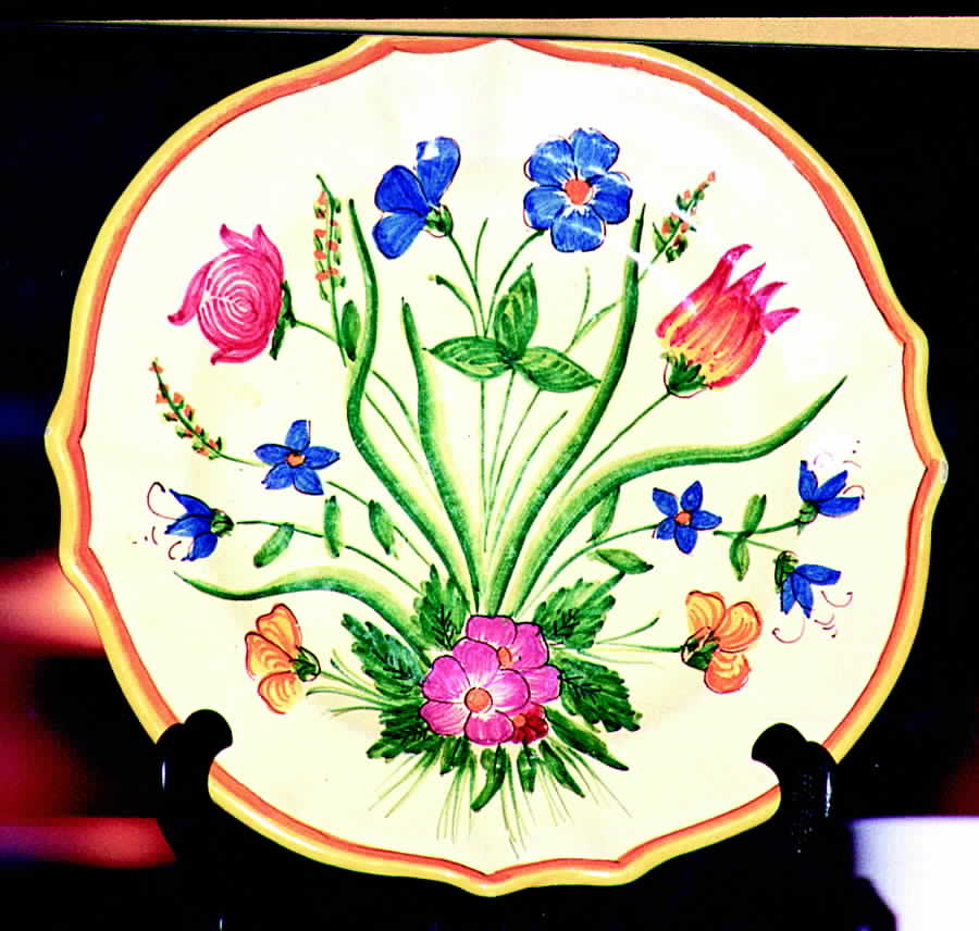 Tulipano Dinner Plate by Italy-1