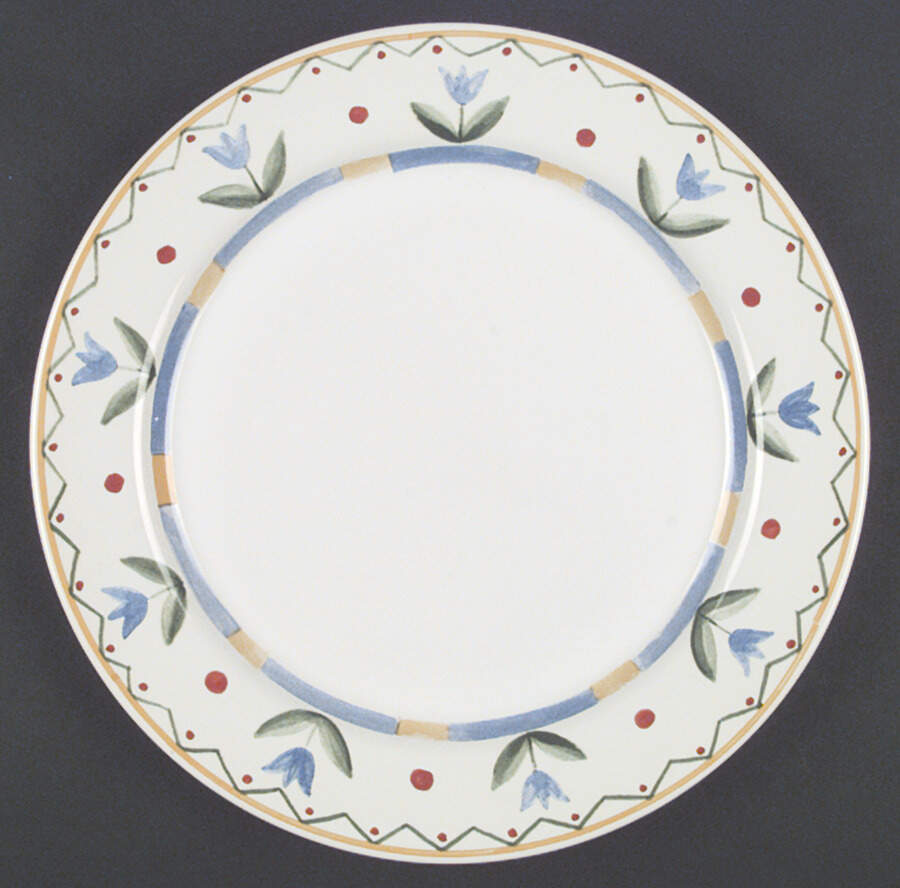 Ariel Dinner Plate by International-1