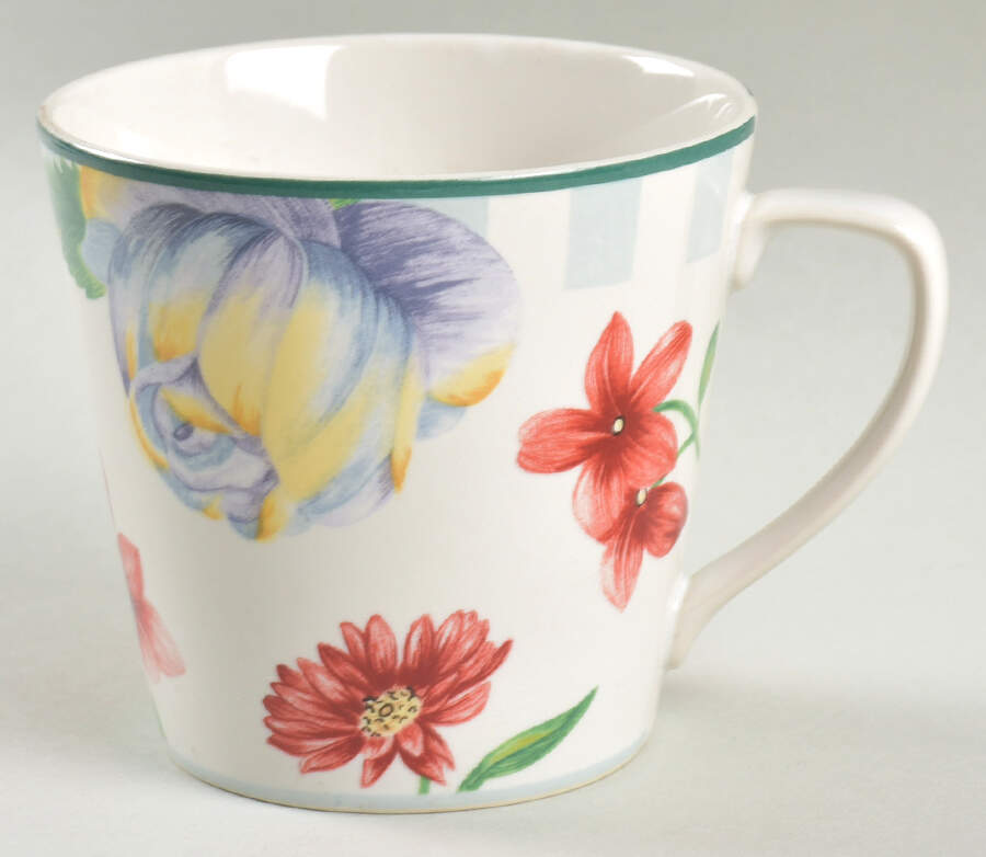 Freesia Mug by Interiors (PTS)-1