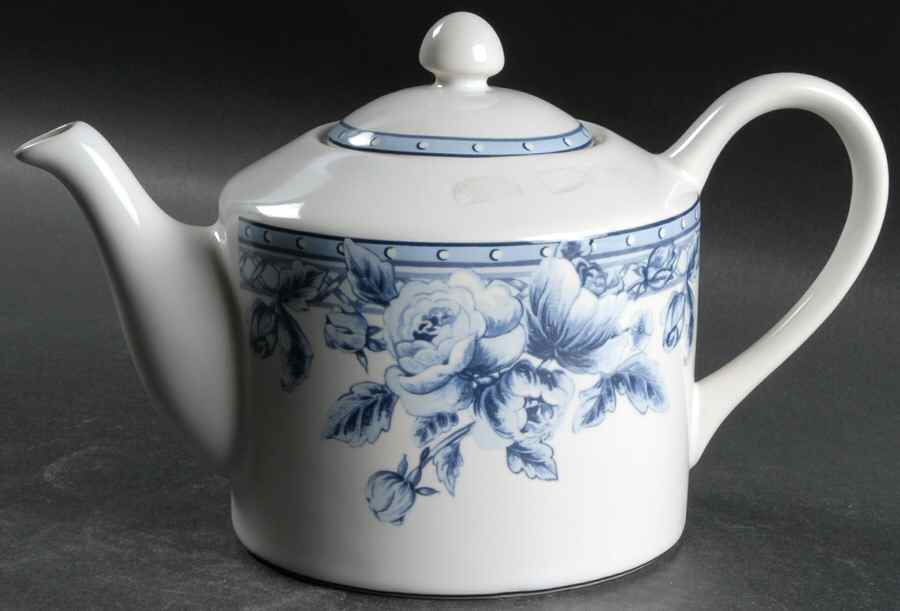 Cottage Rose Teapot & Lid by Interiors (PTS)-1