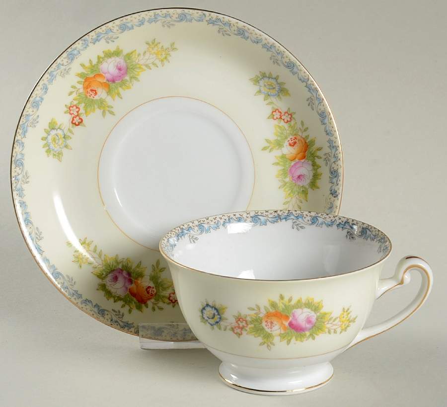 IMP36 Footed Cup & Saucer Set by Imperial (Japan)-1