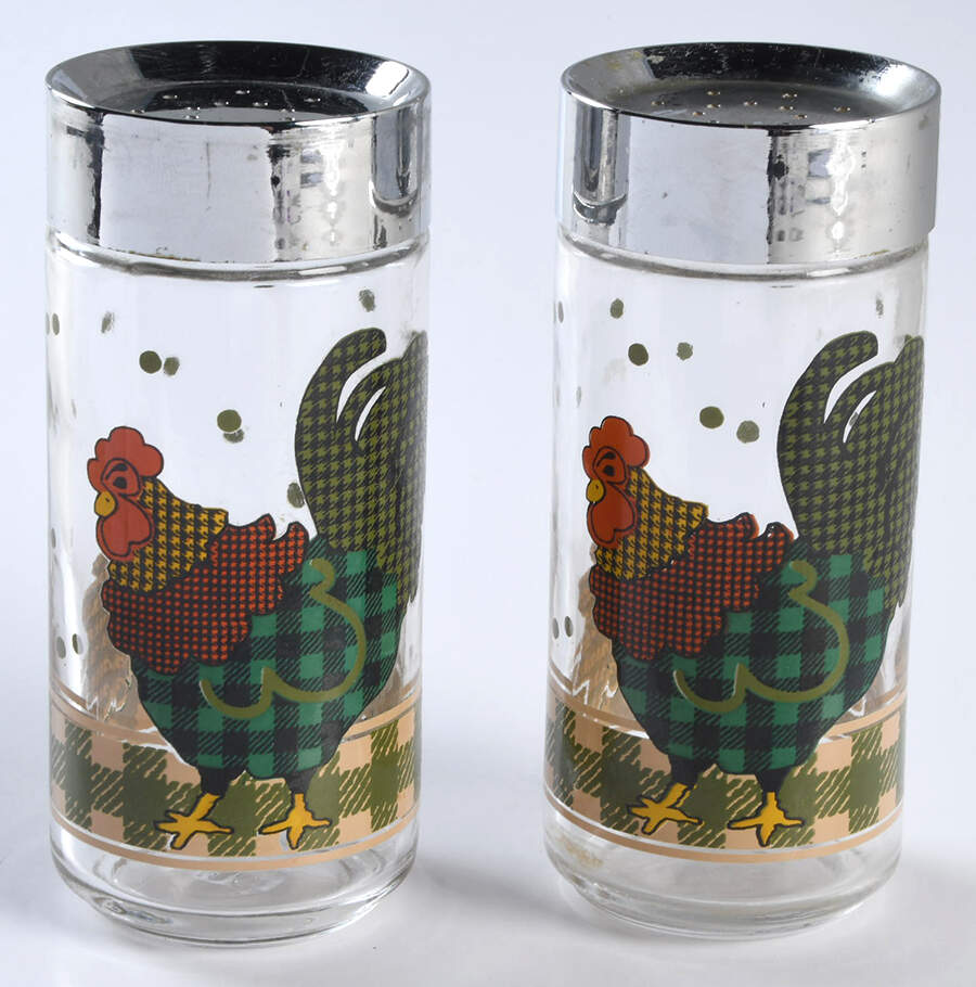 Rooster Morn Glassware Salt & Pepper Shakers W/Plastic Lids by International-1