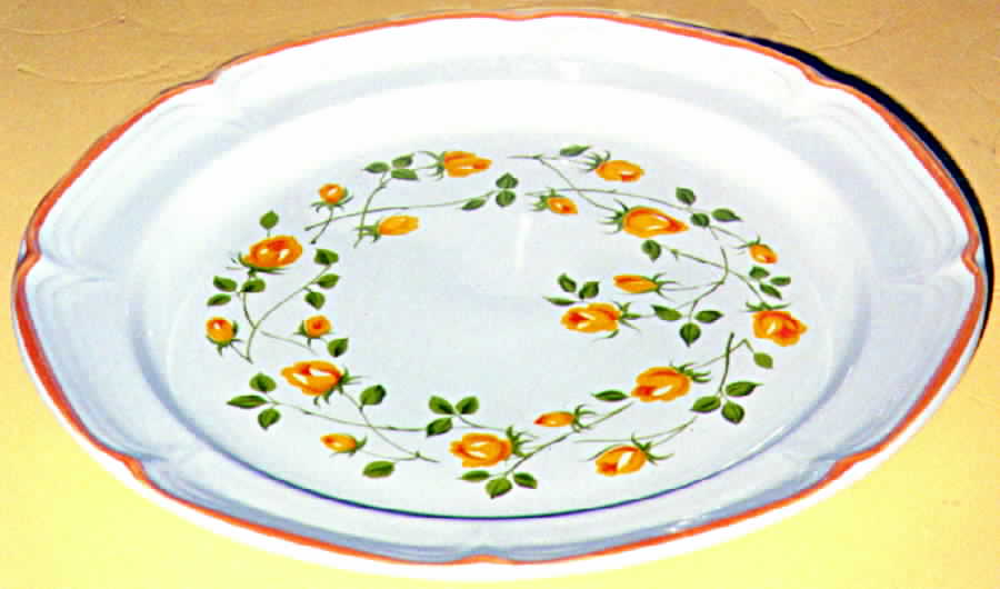Mellrose Dinner Plate by International-1