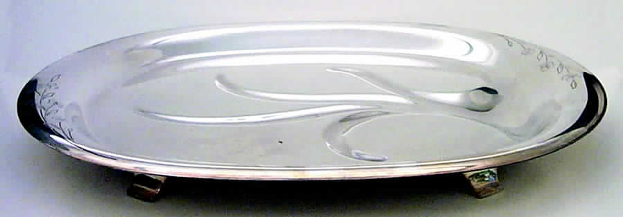 Springtime (Silverplate, Hollowware) Medium Platter Footed Meat Platter with Well by International Silver-1