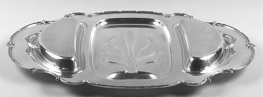 Reflection (Silverplate, Hollowware) 3-Part Plated Platter with Cover by International Silver-1