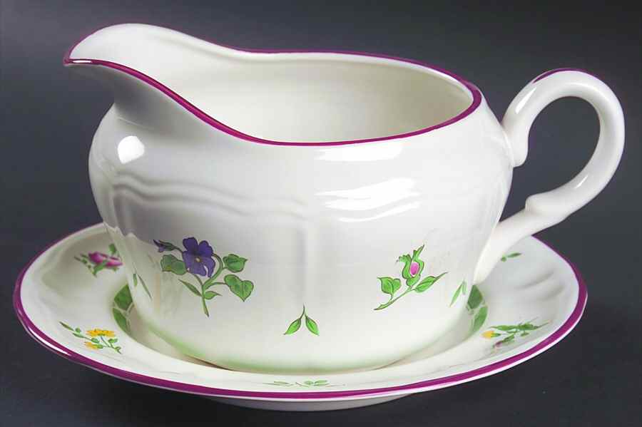 Rosalynn Gravy Boat & Underplate by International-1
