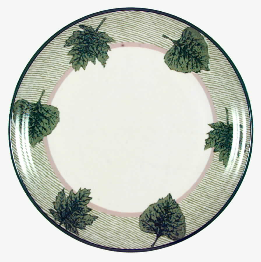 Woodlands Dinner Plate by International-1