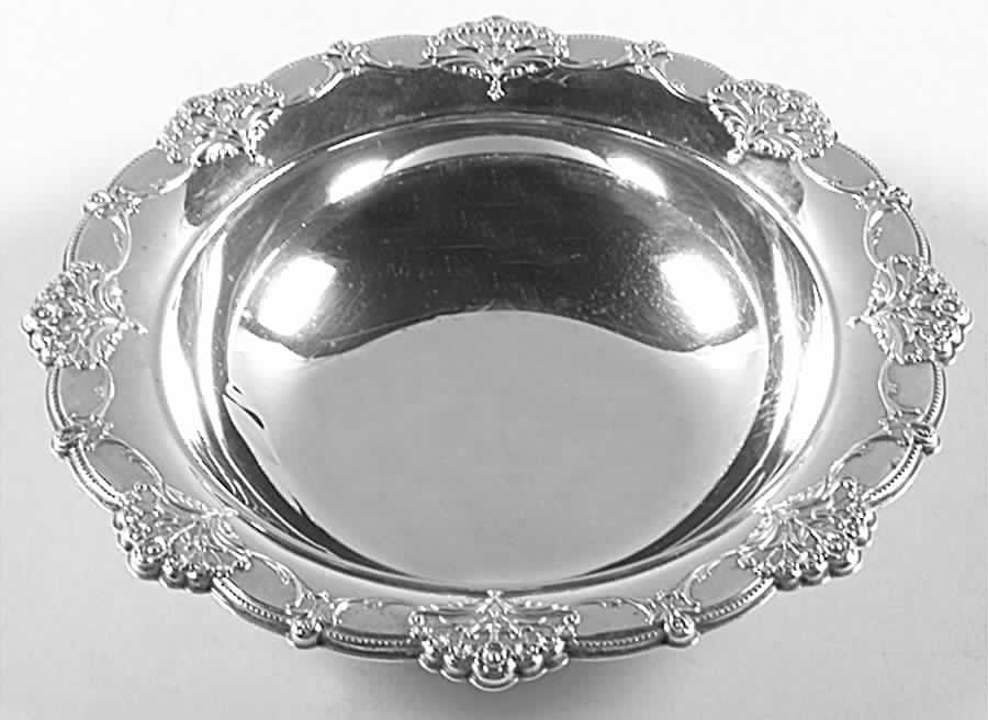 Queen's Lace (Sterling, 1949, Hollowware) Medium Sterling Bon Bon Bowl by International Silver-1