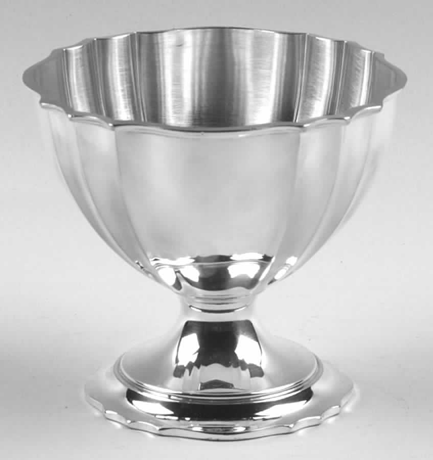 Chippendale (Silverplate, Hollowware, Pedestal) Waste Bowl by International Silver-1