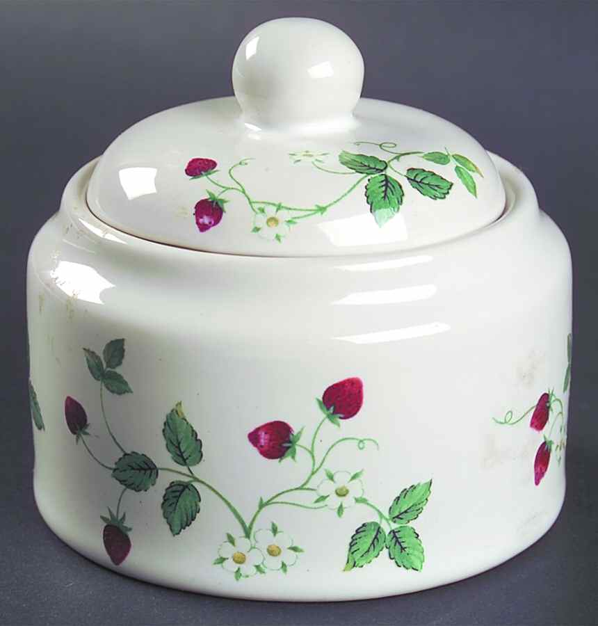 Strawberry Fair (No Green Trim) Sugar Bowl & Lid by International-1