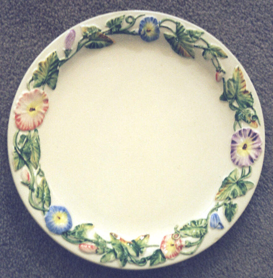 6823-28 Dinner Plate by Italy-1