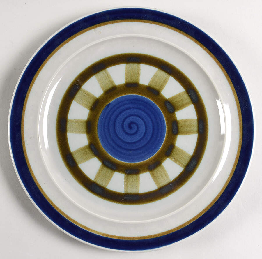 Oslo 12" Chop Plate (Round Platter) by International-1