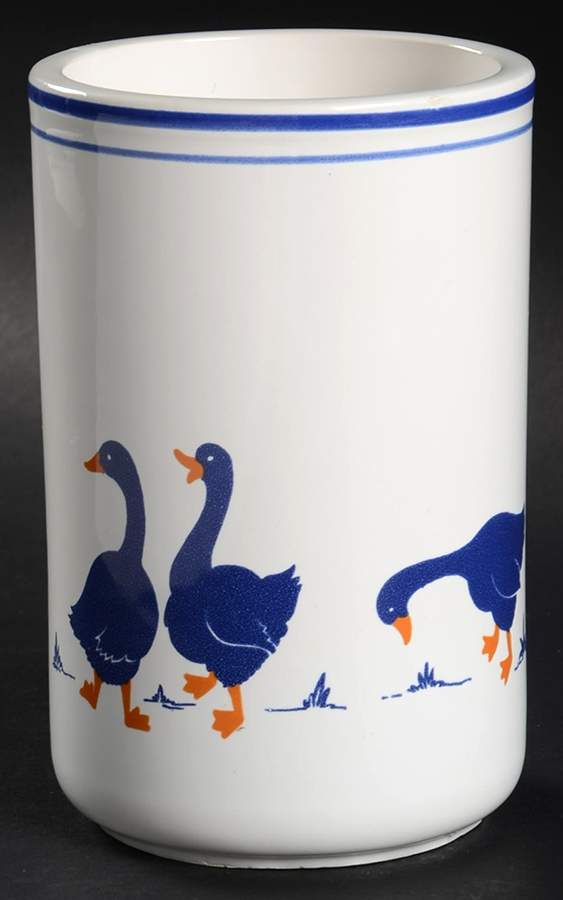 ITY134 Utensil Holder by Italy-1