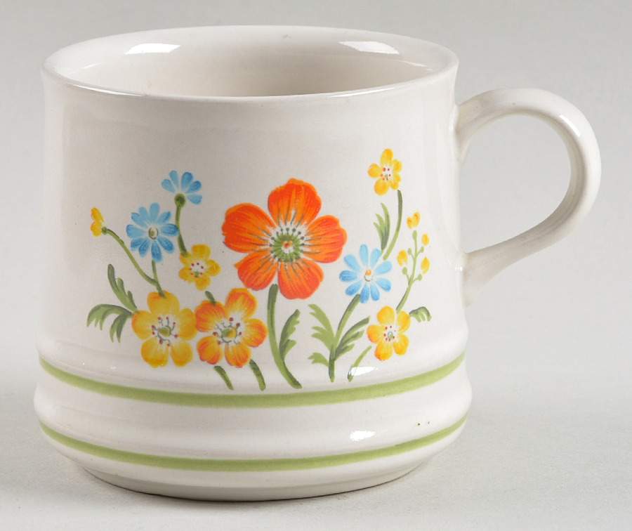 Meriden Flat Cup by International-1