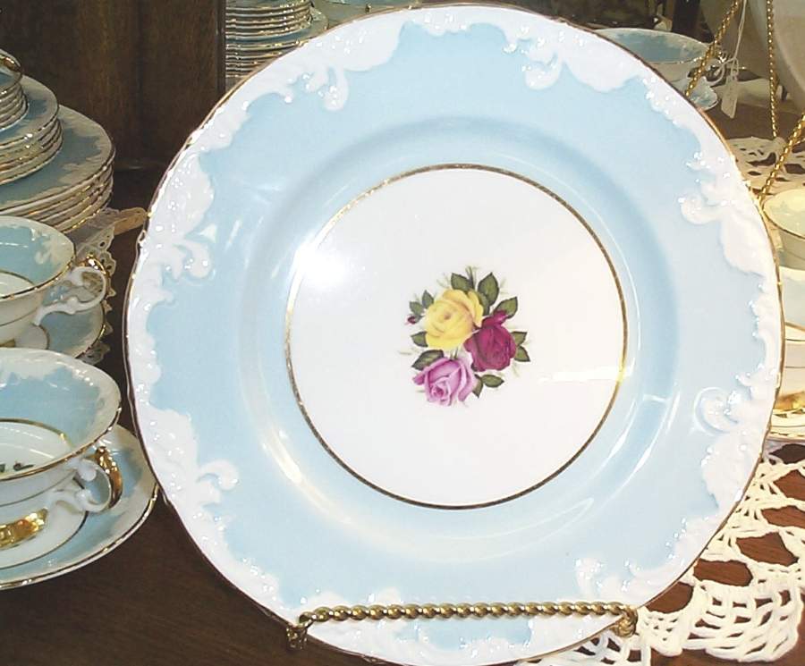 IPE8 Dinner Plate by Imperial (England)-1