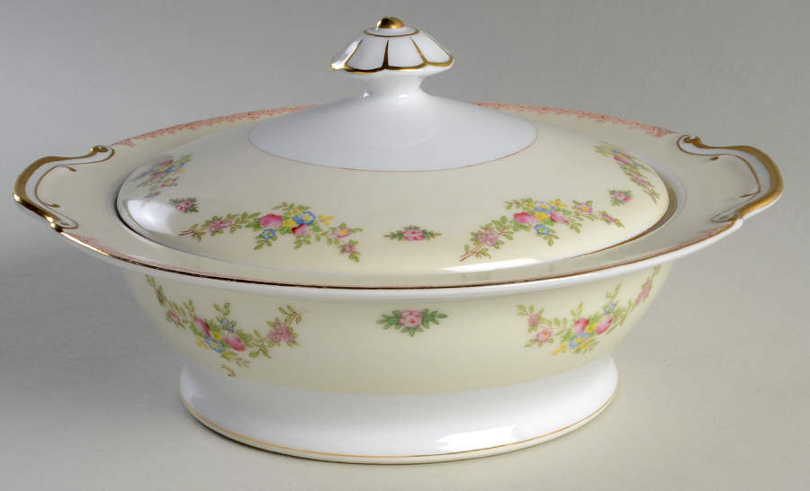 IMP58 Round Covered Vegetable by Imperial (Japan)-1