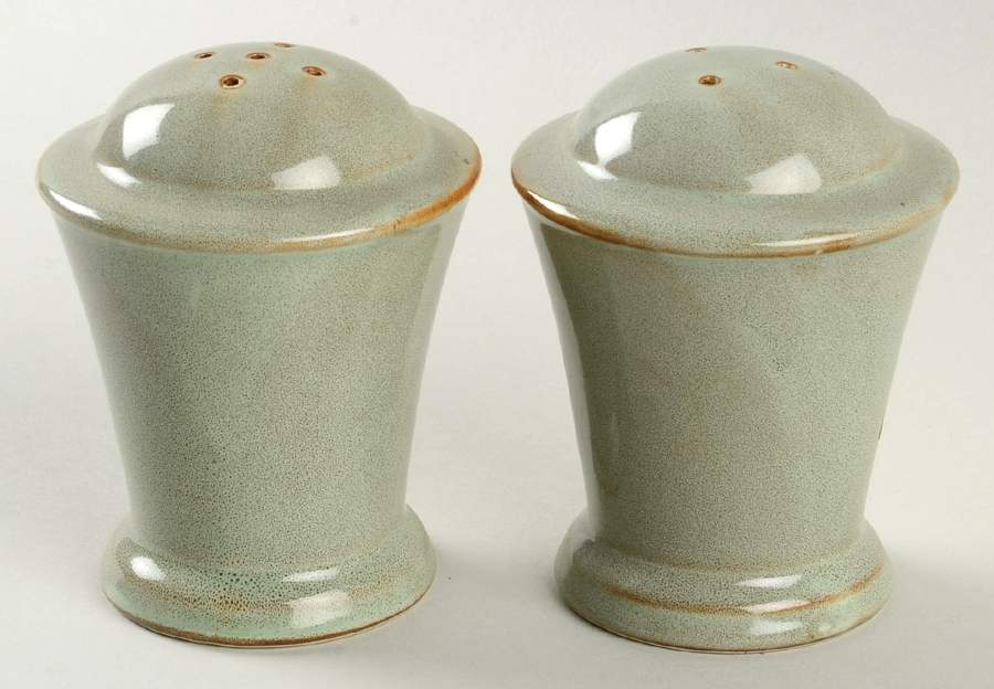 PRAIRIE LEAF GREEN Salt & Pepper Set by Interiors (PTS)-1
