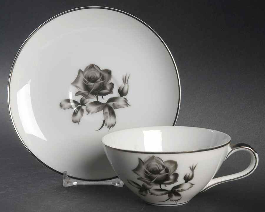A5252-1 Flat Cup & Saucer Set by I China (Japan)-1