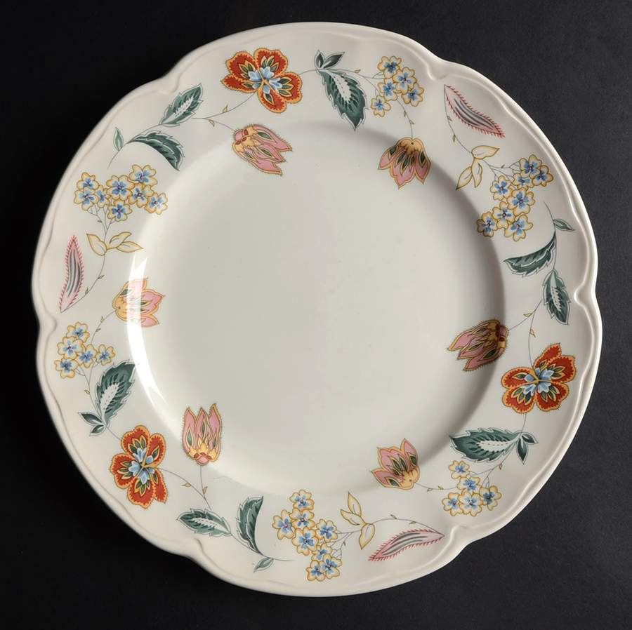 IK7 Dinner Plate by Ikea China-1