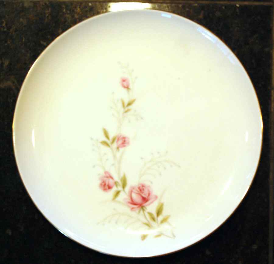 Jeannine Dinner Plate by Imc-International-1