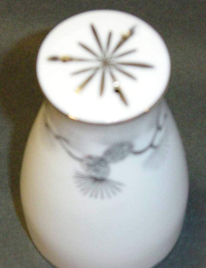 A-5290 Pepper Shaker by I China (Japan)-1