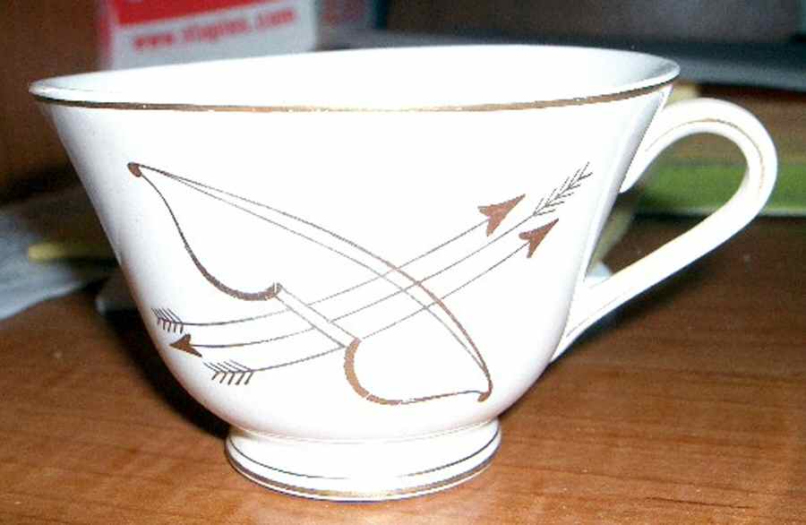 Lavenia Footed Cup by Italy-1