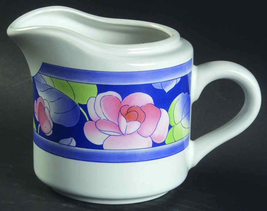 INT24 Creamer by International-1